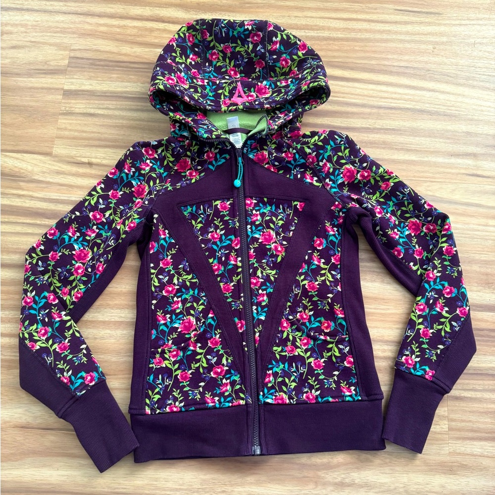 Girls Ivivva purple floral scuba zip up hoodie. Fleece lined size 12